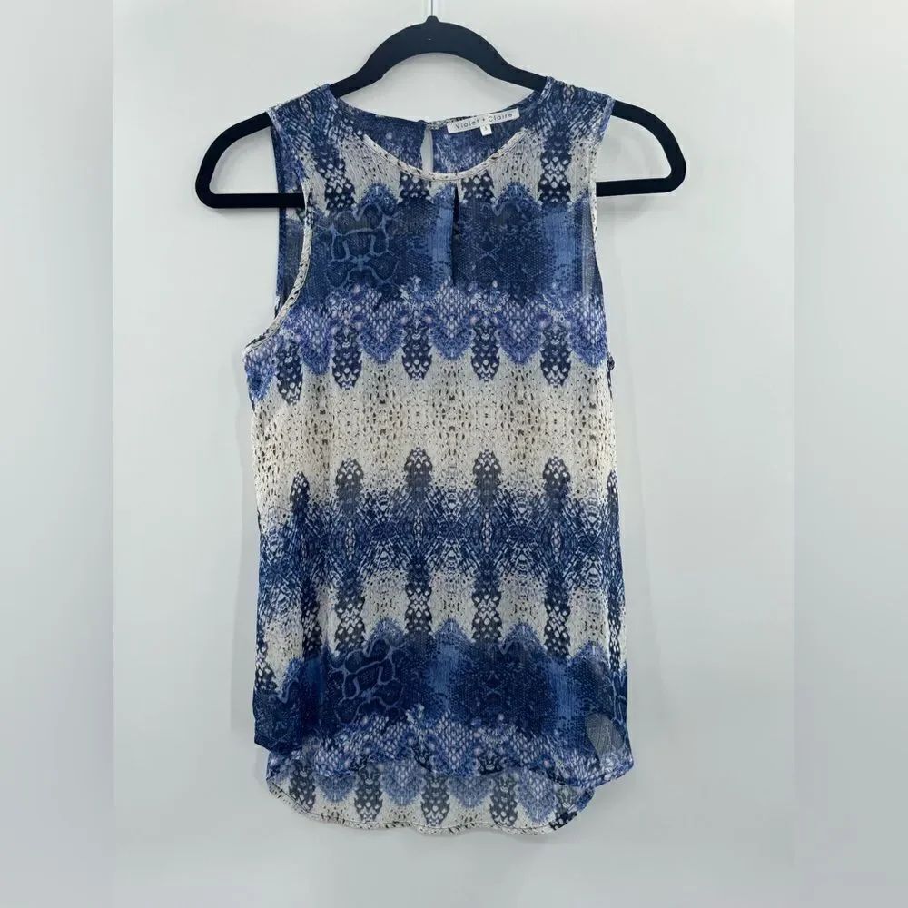 3For$20 Violet + Clair Sheer Sleeveless Blouse Blue/White/Pink size small